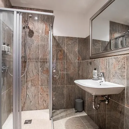 Ξενοδοχείο Burg Gutenfels