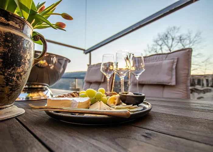 Burg Gutenfels מלון קאוב